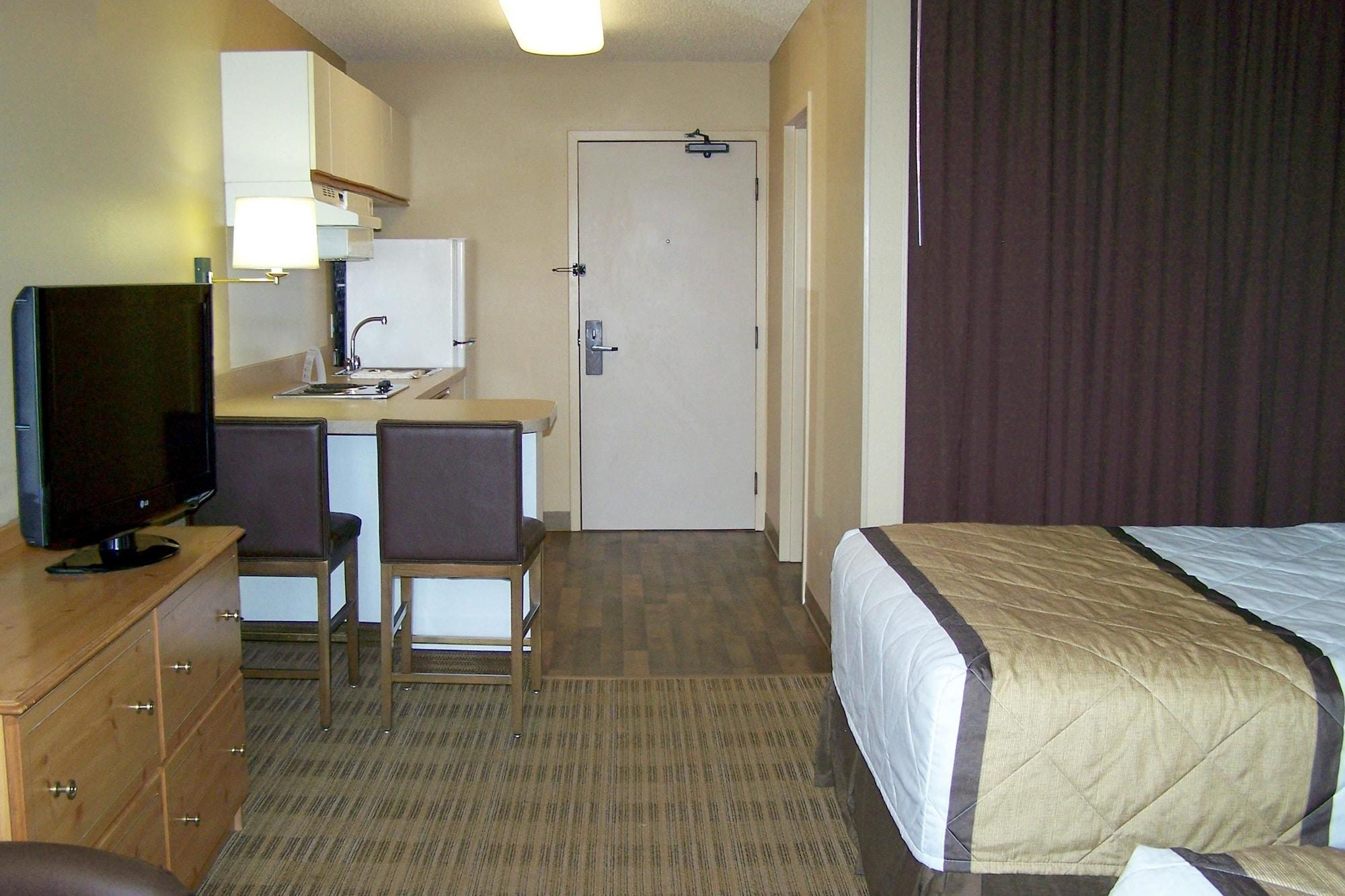 Extended Stay America Suites - Boston - Waltham - 52 4Th Ave Exterior photo