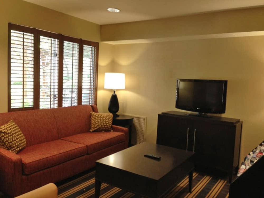 Extended Stay America Suites - Boston - Waltham - 52 4Th Ave Exterior photo