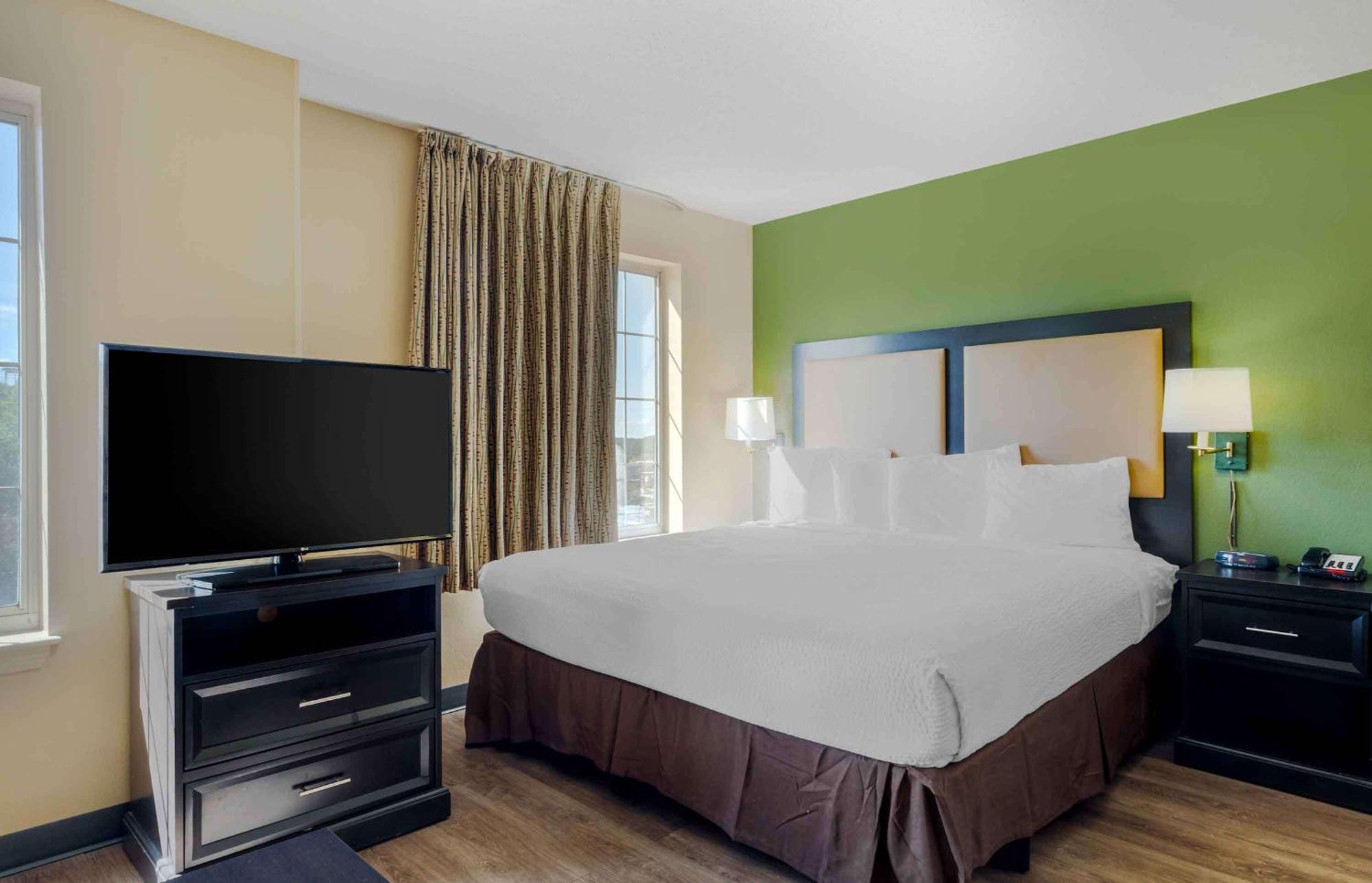 Extended Stay America Suites - Boston - Waltham - 52 4Th Ave Exterior photo